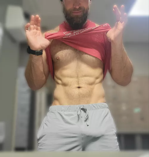 Post-workout bulge anyone? [36]