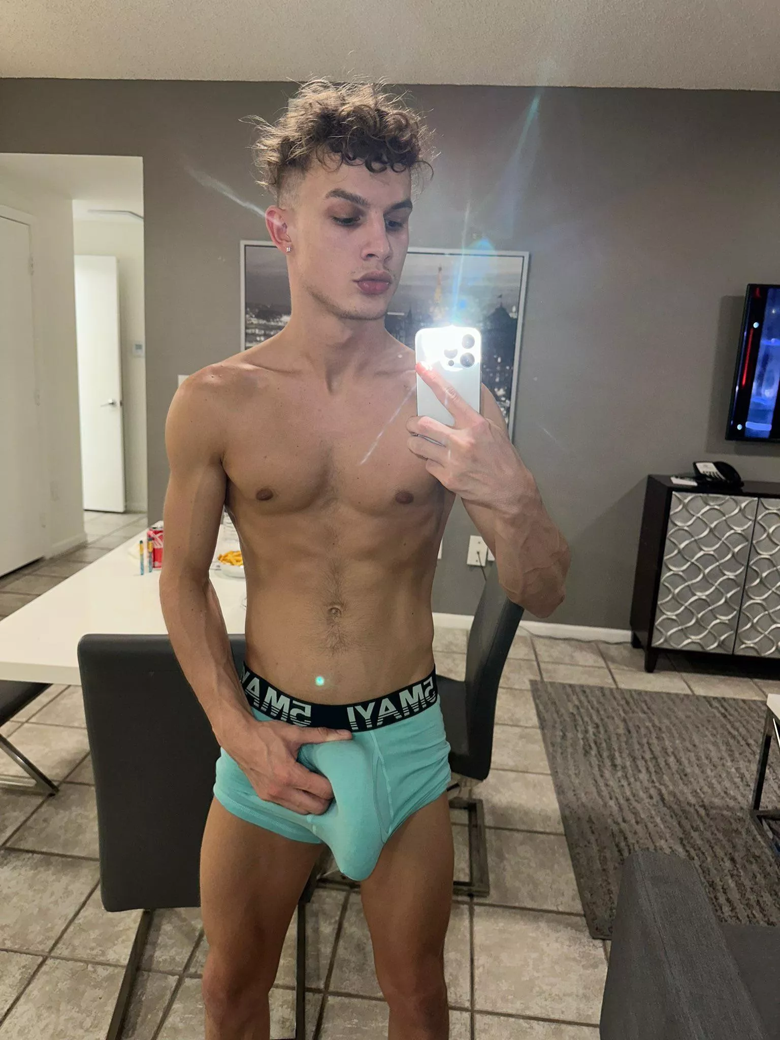 Recently legal, can I fill your phone with my nudes? (18)