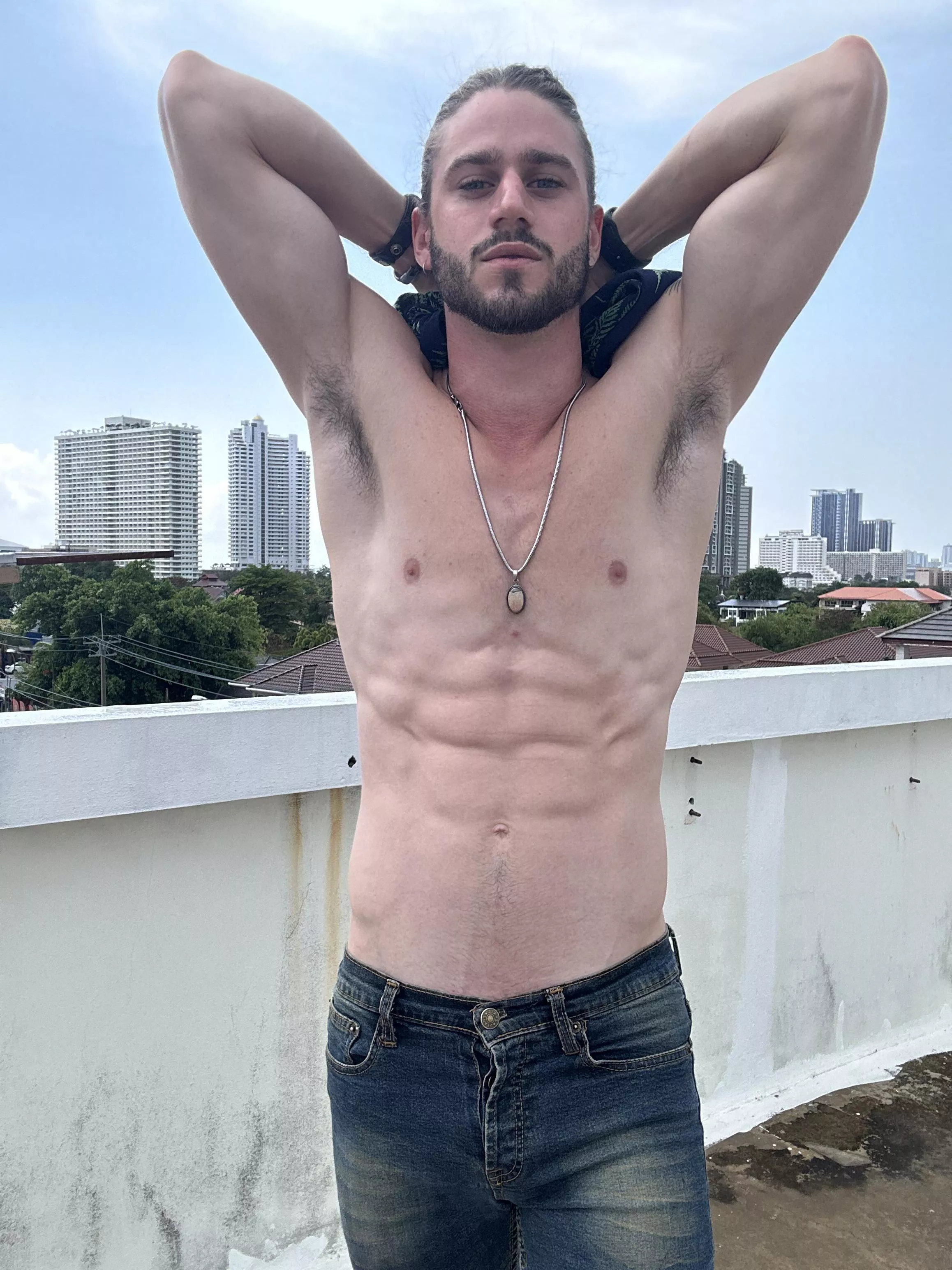 Rooftop pits out 😜