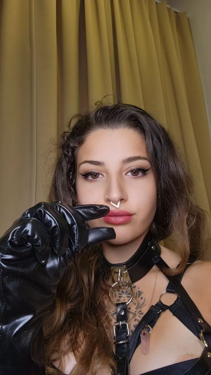 That peanut needs a reminder of how tiny is [domme]