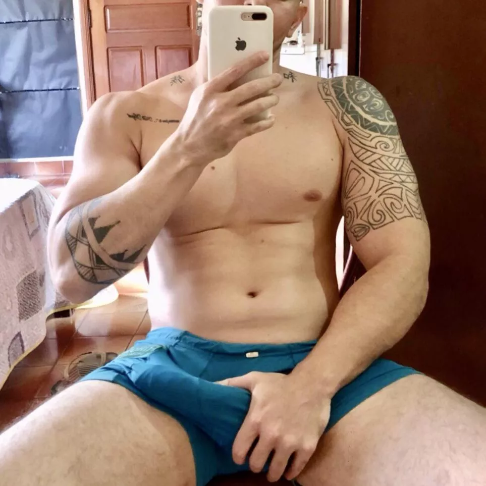 u know when u wake up horny babe?