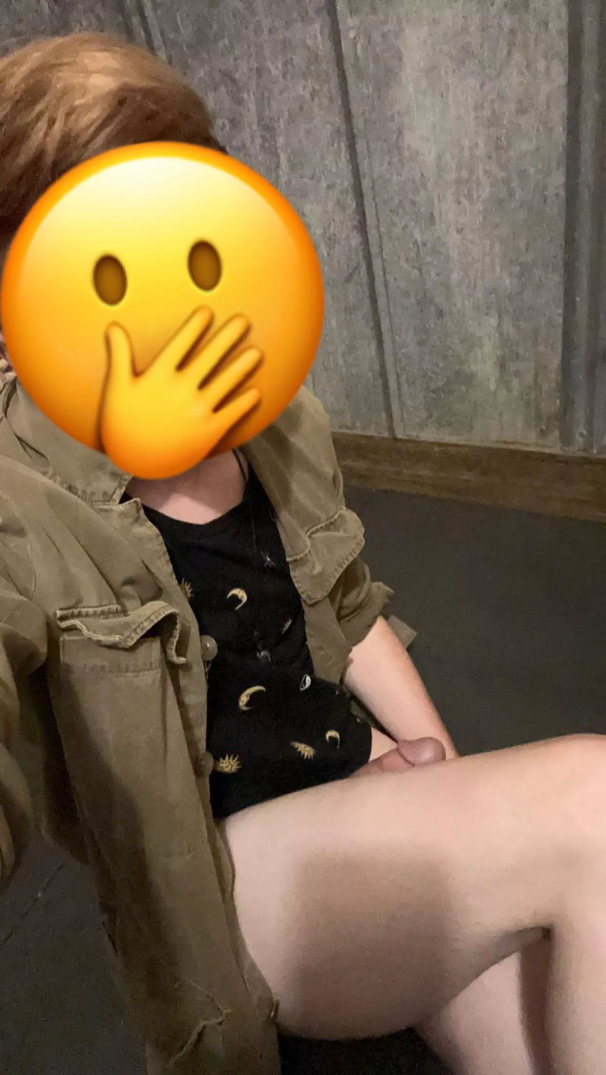 Who can i fuck on this floor?