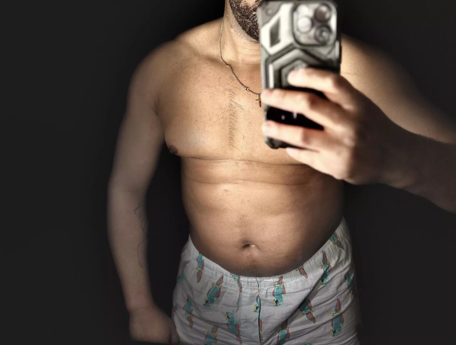 Who likes thick guys in boxers?