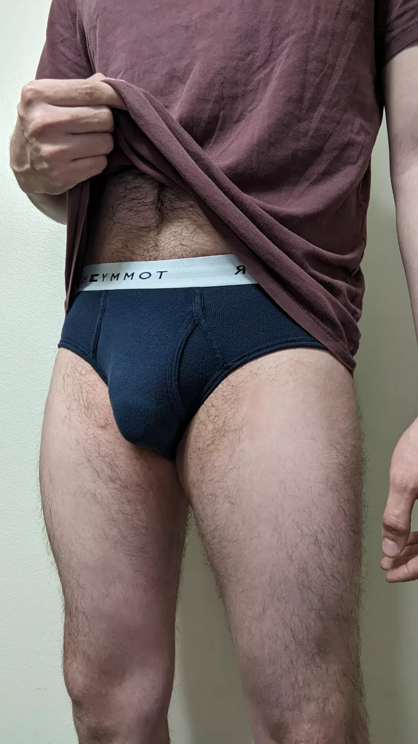 Who wants me to come over and hangout just in these