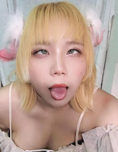 would you like to cuddle with a cute Asian school girl all day long? 18f