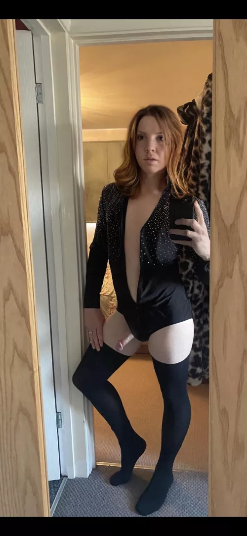 Any daddies that can teach me how to behave ?