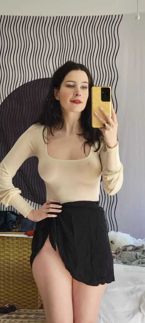 Braless and commando at the same time