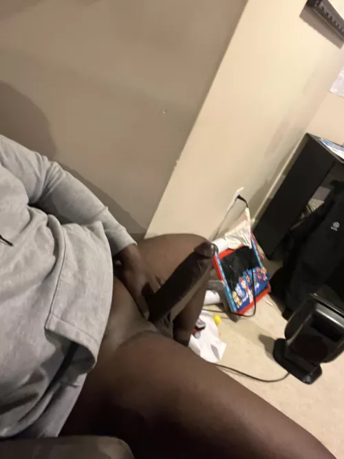 Cum pick the monster