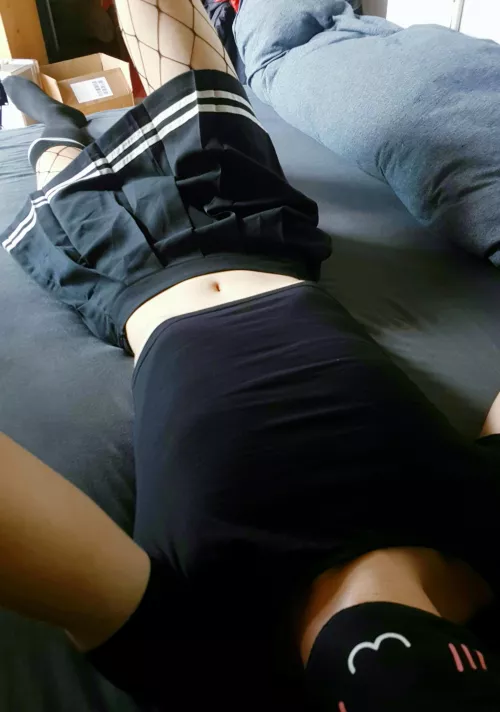 Do you like boys in skirts 👉👈