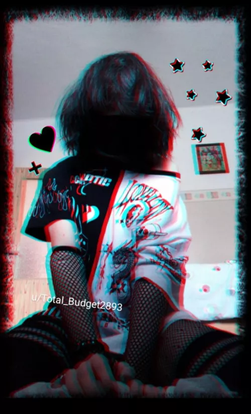 Don't ask me how I see 🙄🖤