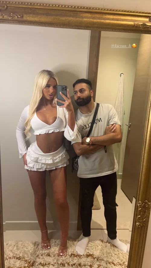 Essex chav and her lil boyfriend