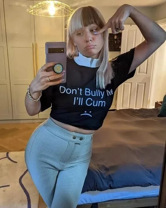 (F30) does anyone else enjoy striking up a spicy conversation with a stranger on Reddit just so that you end up masturbating together?