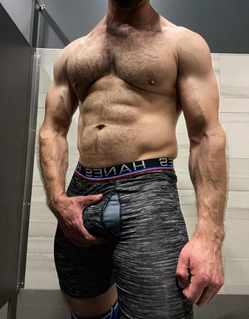 Got my hands full on a Tuesday 😉