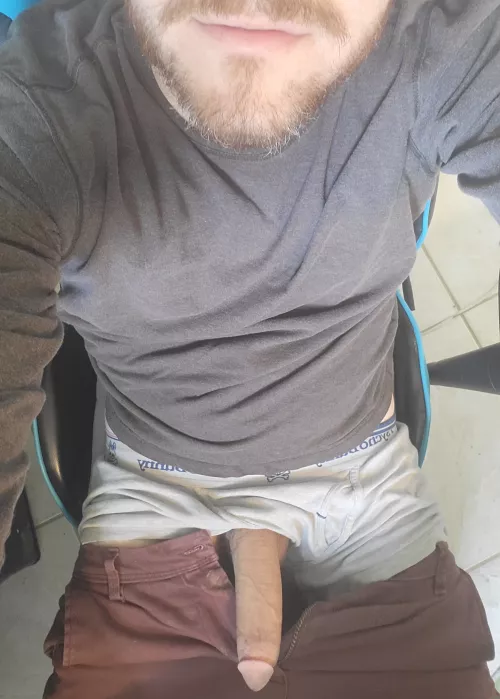 Having a big cock is sometimes a distraction