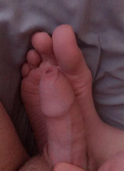 How do we feel about cock on feet ?? 🤭