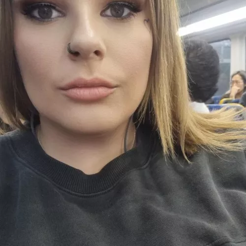 I am a rich, beautiful & powerful Domme searching for a femsub to be my online slut. I want you to work on onlyfans for me