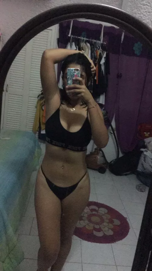 I am the most whore Latin brunette. ready to please you. roleplay gfe. I want to drain all your milk daddy