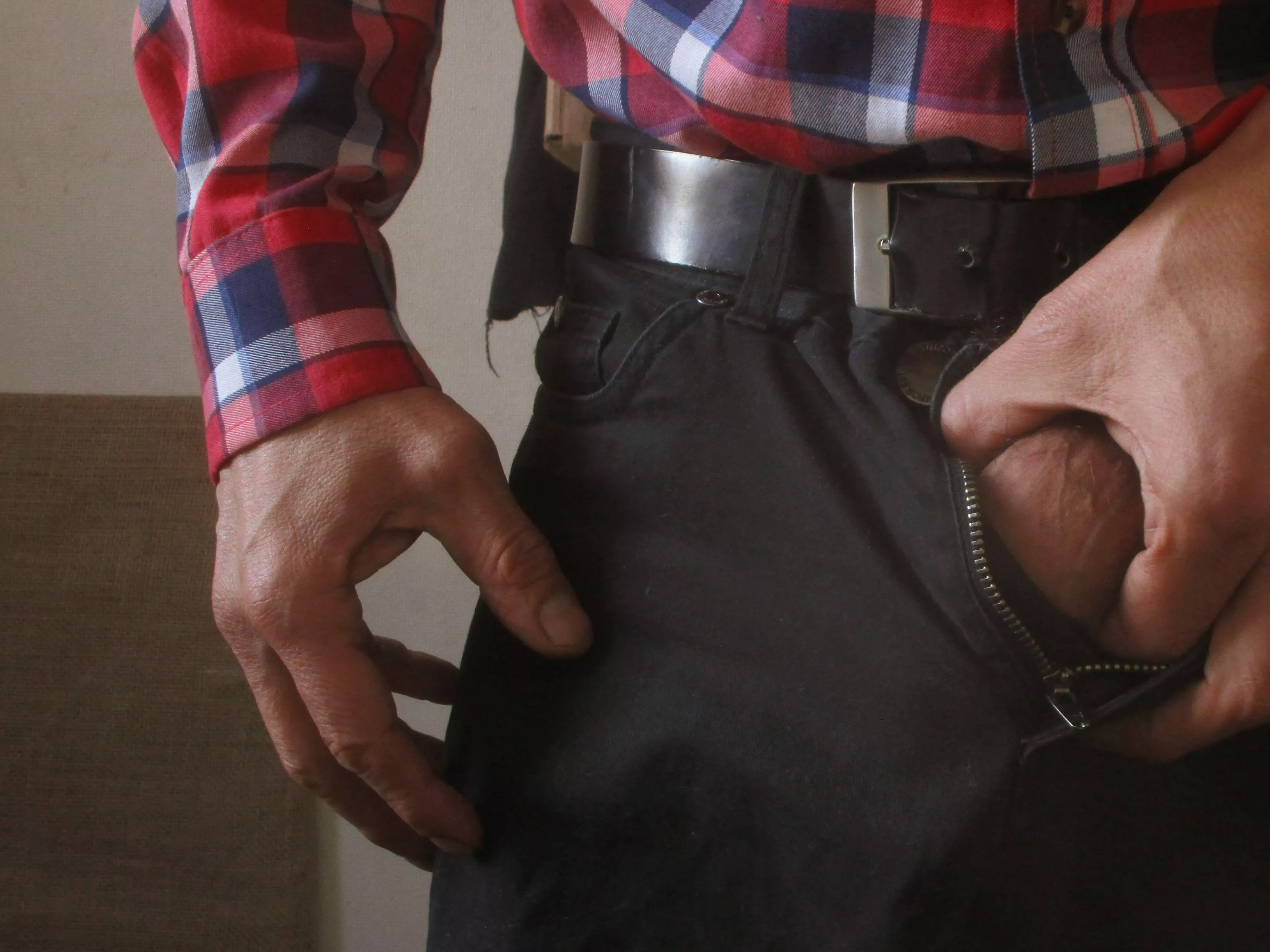 I can't concentrate. [M] [OC]