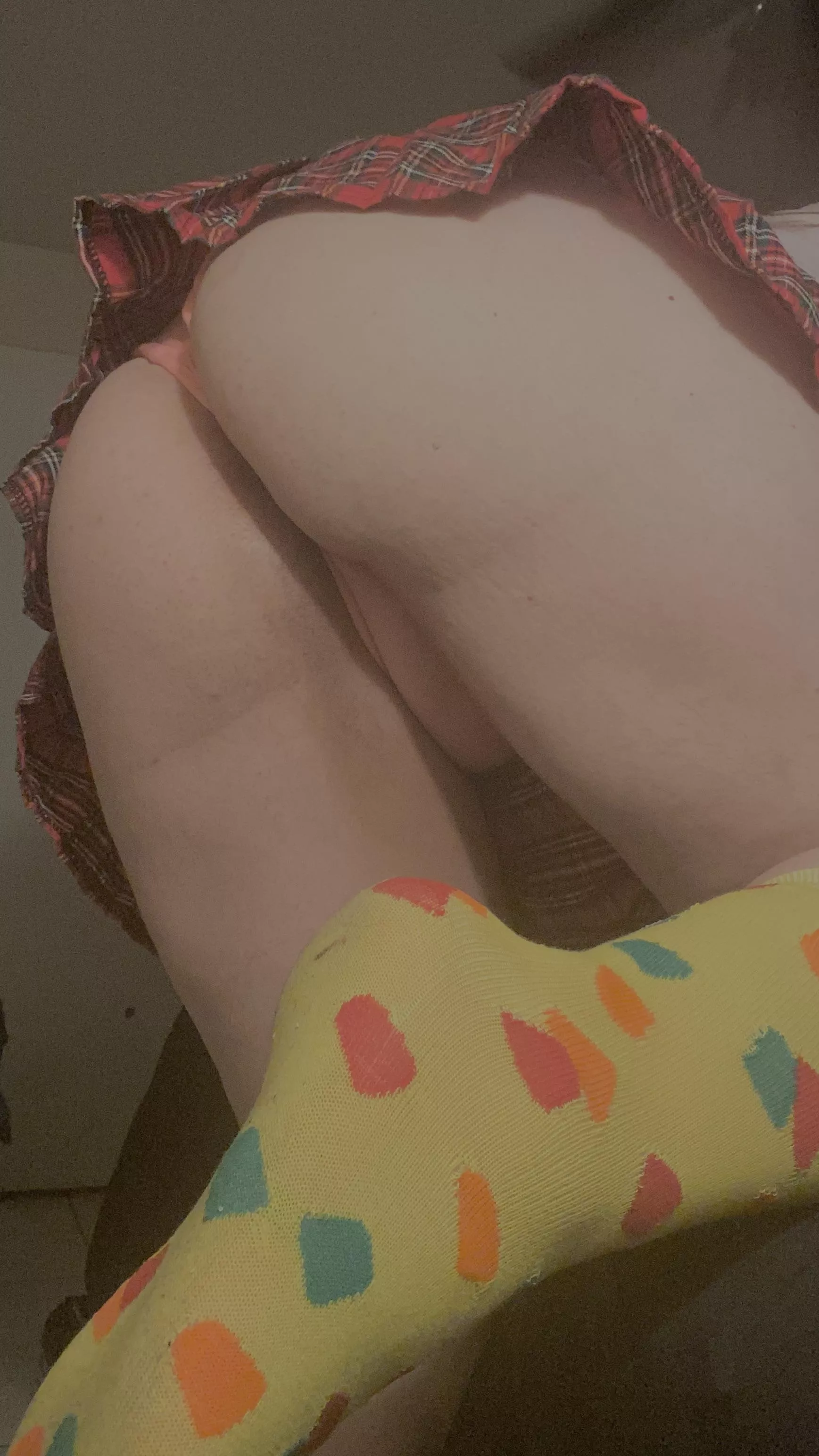 [selling]smelly, filthy worn socks !! Check out my sock drawer 💋 kik @cateyes76950 or snap@teenn for details! They come vaccum sealed !