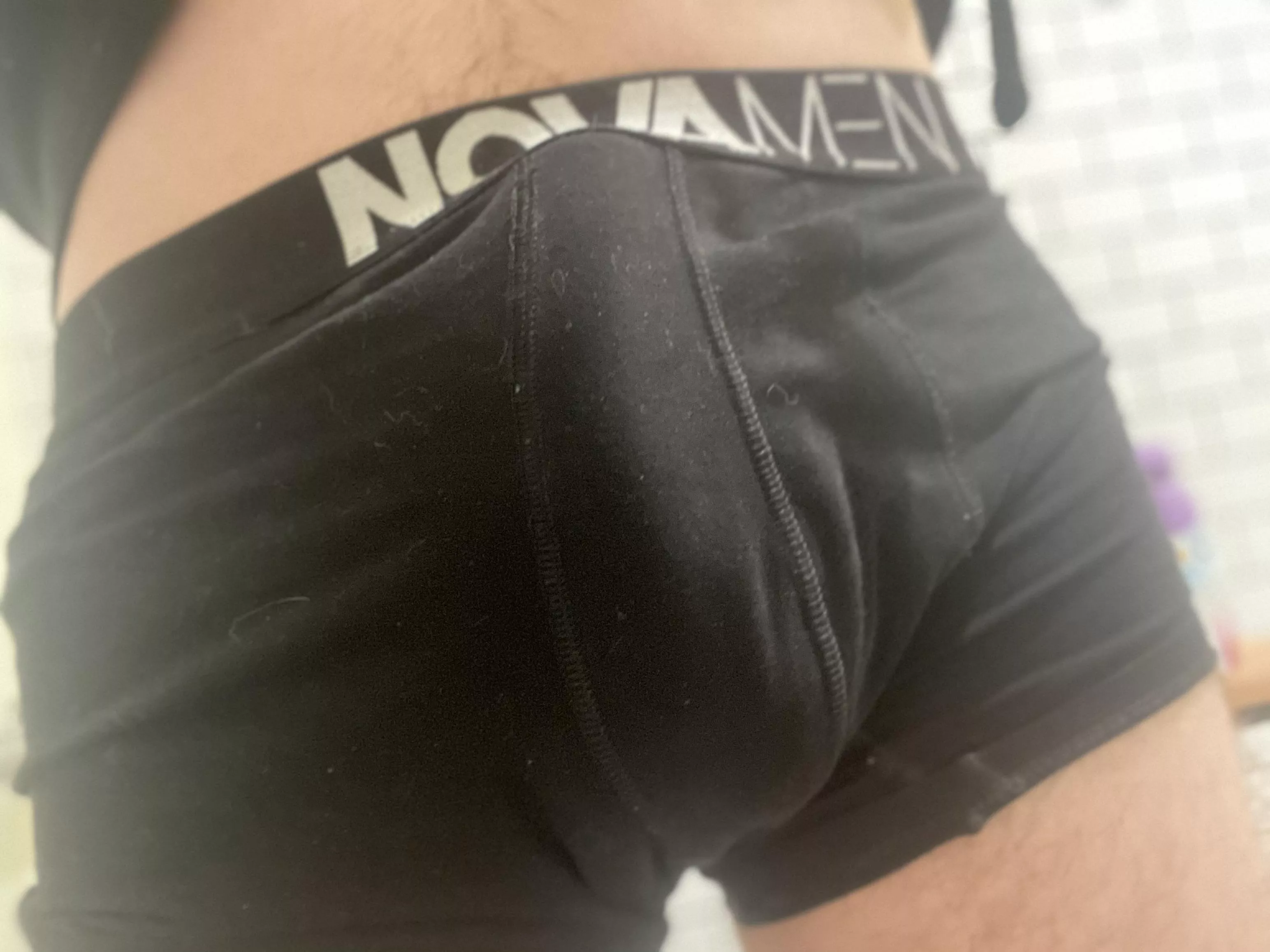 So bored at work today. Someone keep me entertained