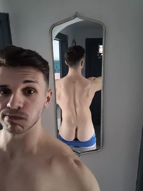 To continue yesterdays story, my friend is coming over tonight 🙏🔥 Sent this. Will continue to report here.