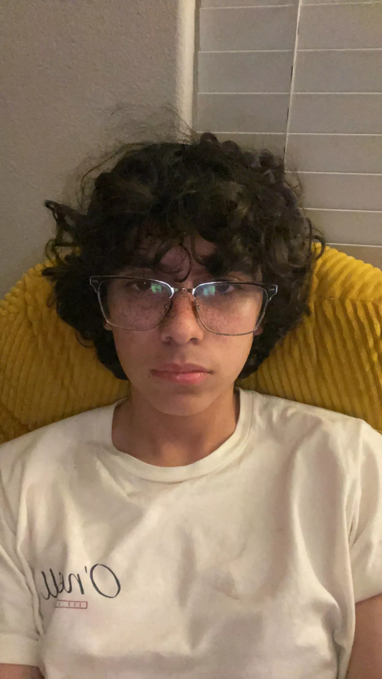 18, big dicks and cute guys add me @oliverc1522