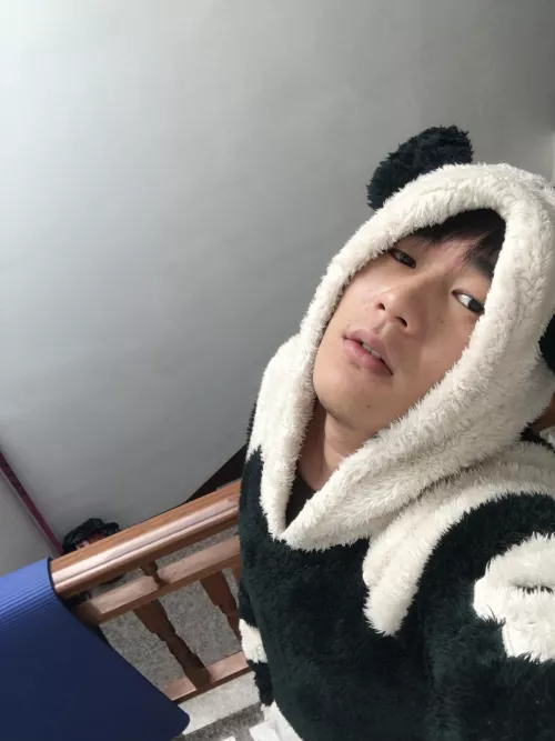 27 any cute hot bwc into long term. Sc:simonaichicai21