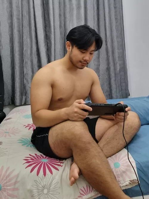 Bet you can't guess what game I'm playing