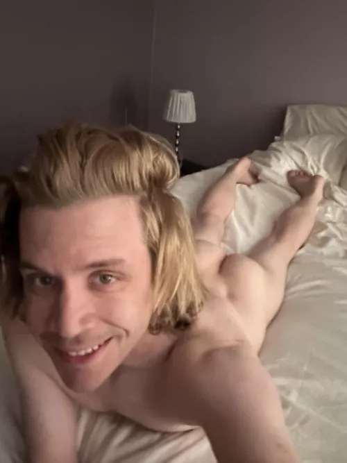 Could I be someone’s player two?34