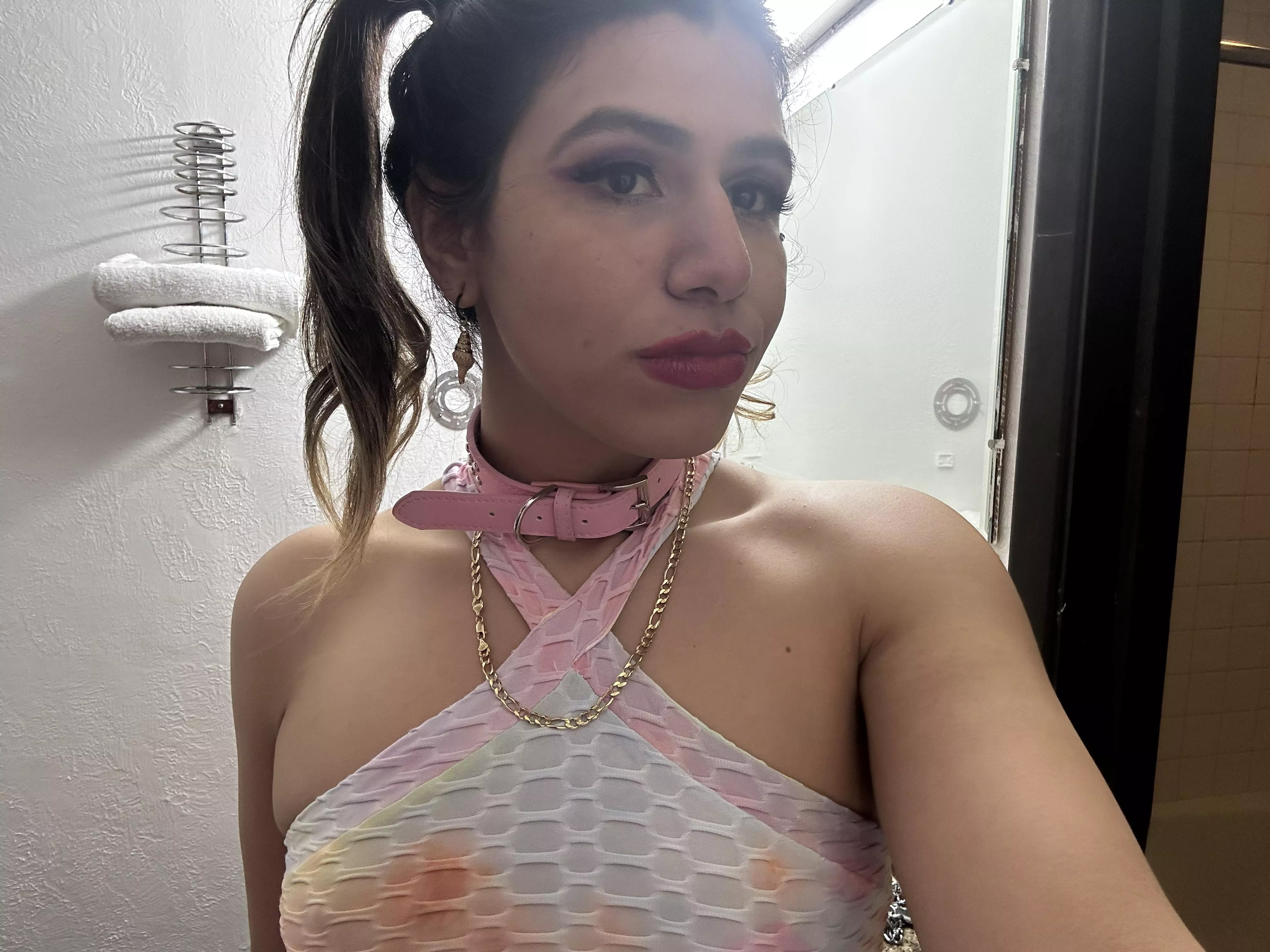 Felt like a sissy with this collar and all the cuffs