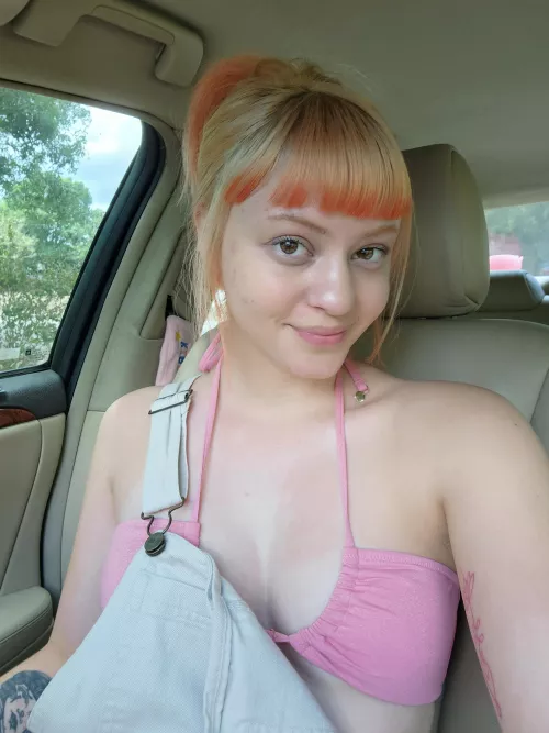 Heading to the beach 😋