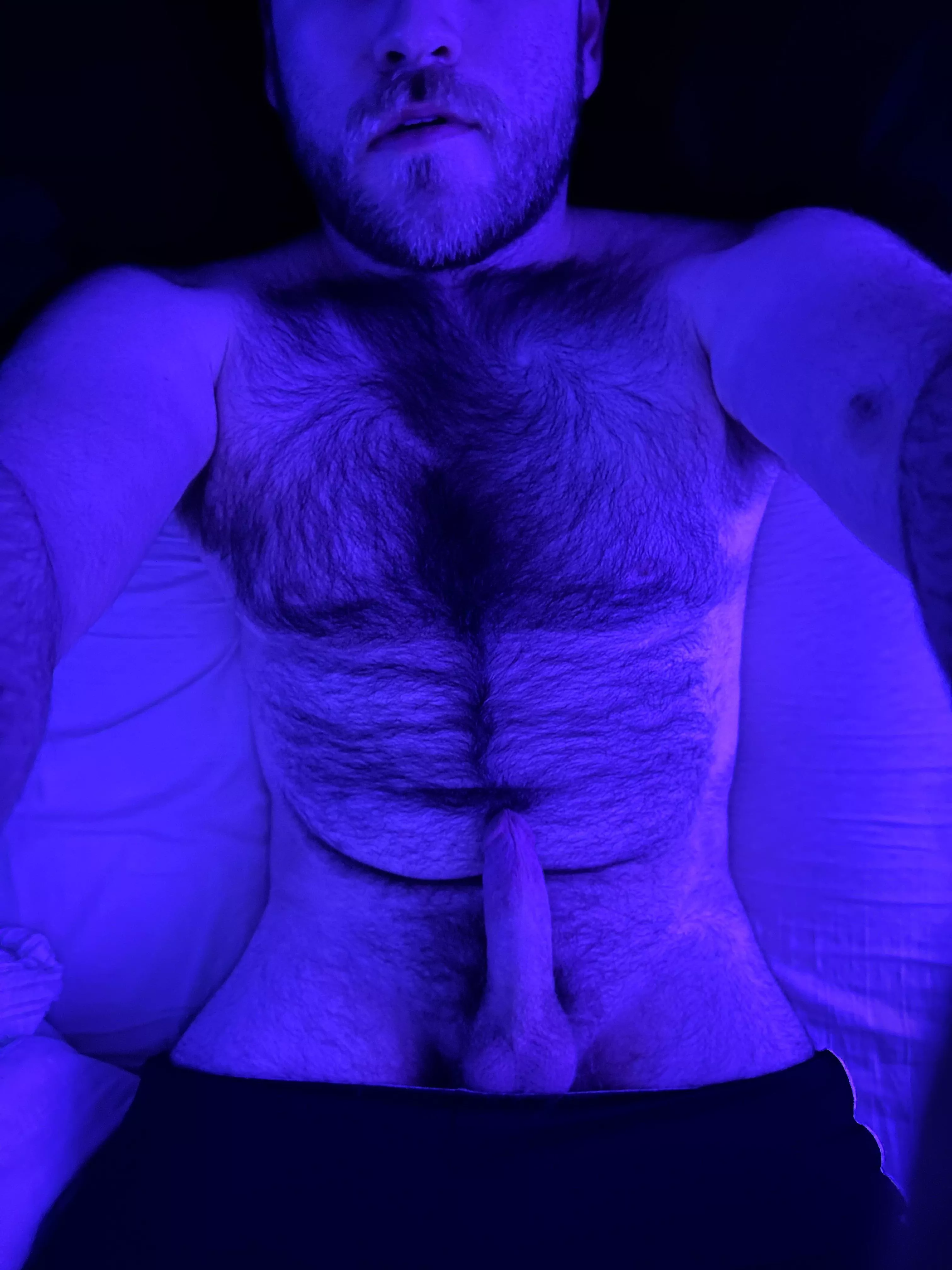 Horny AF, Hopefully y’all like it gents 😈