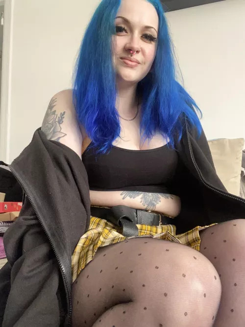 i bought these new tights 🥰