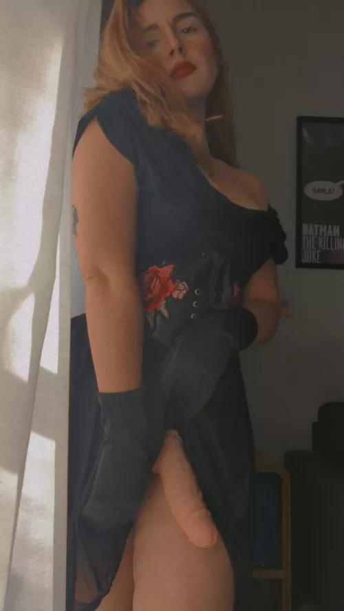 I love it when a dress is puffy enough to hide perfectly a hard on