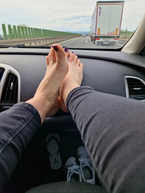 I love to have my feet on the dash!