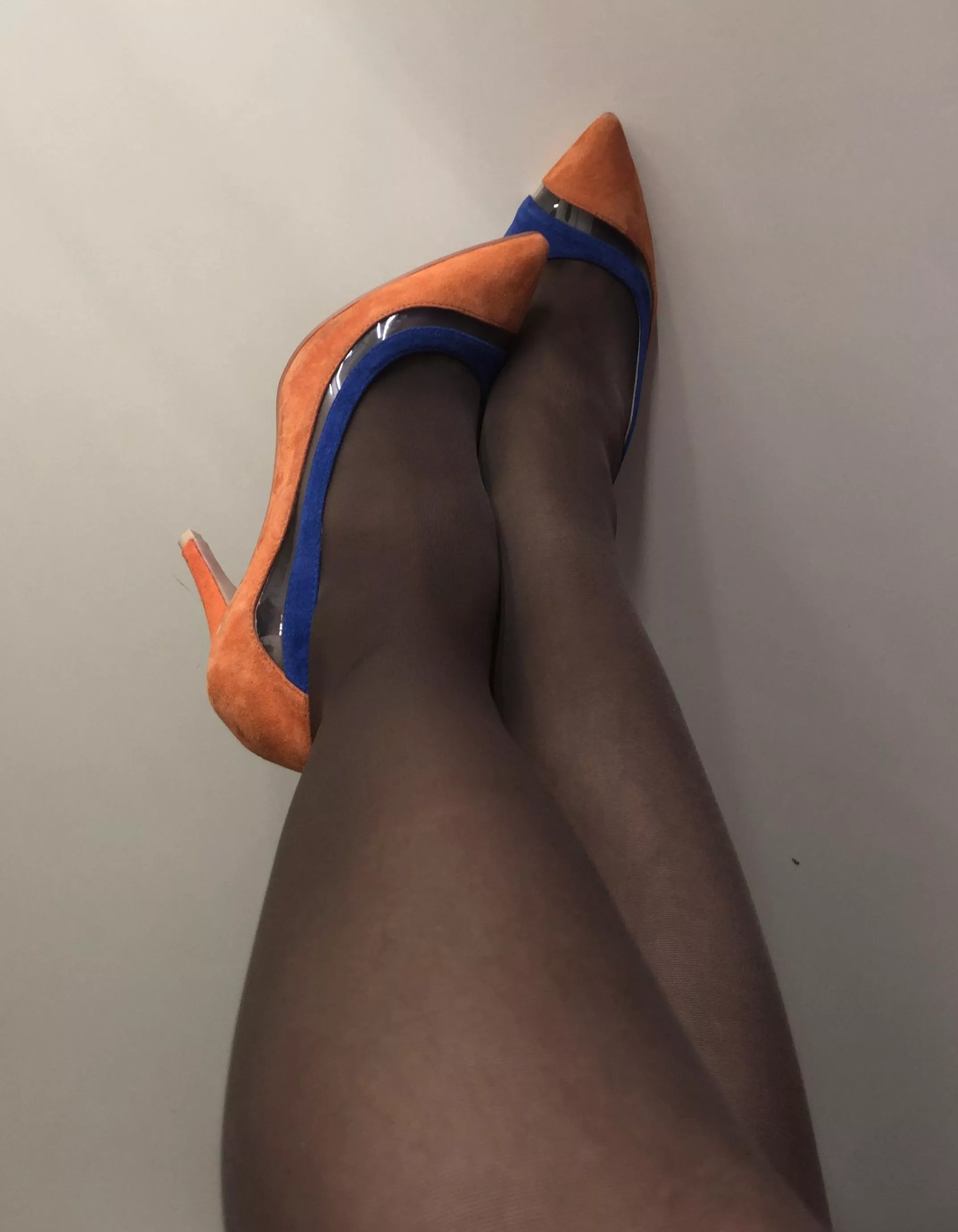I think these heels go well with nylons