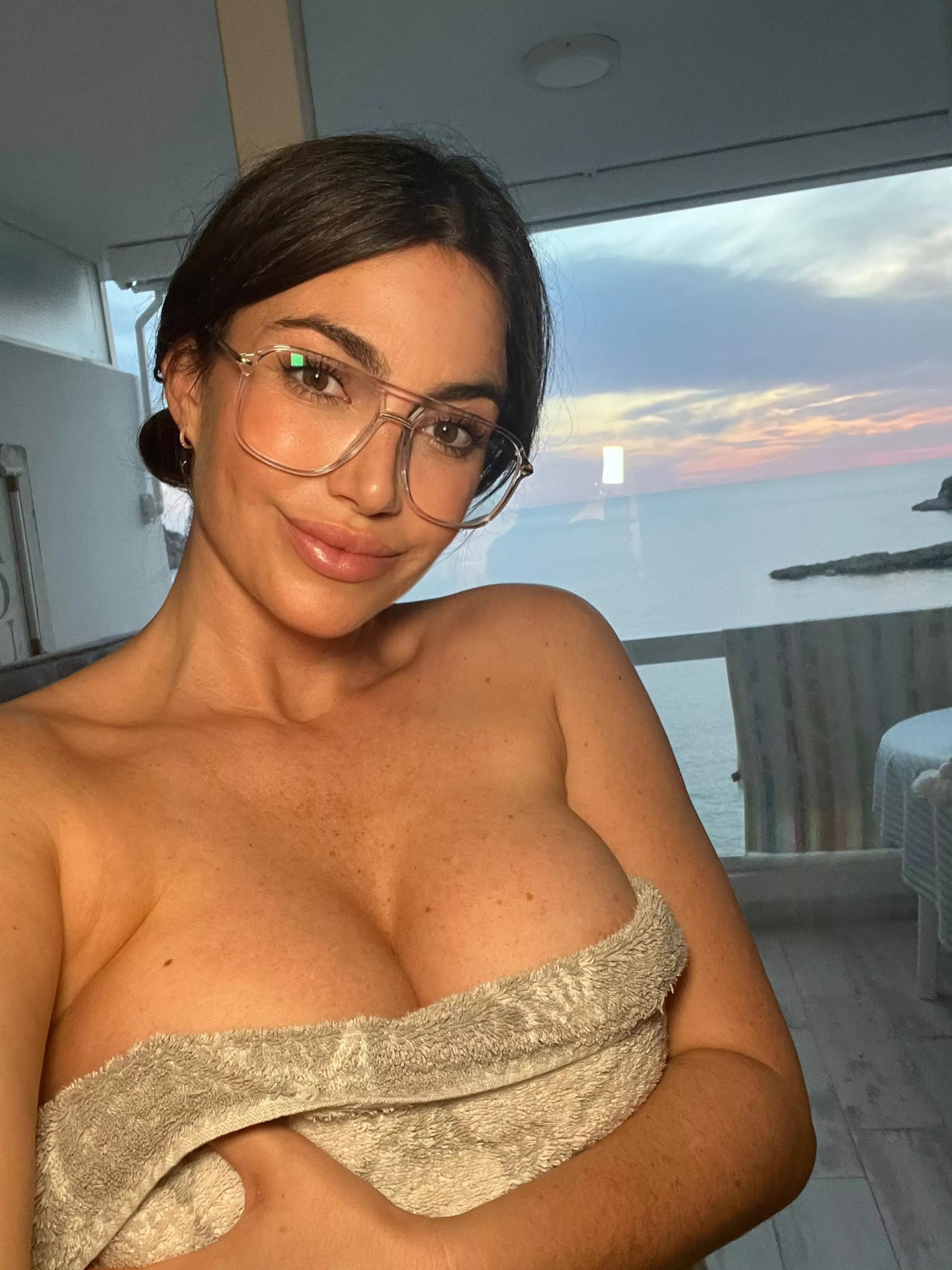 I want you to play with me baby