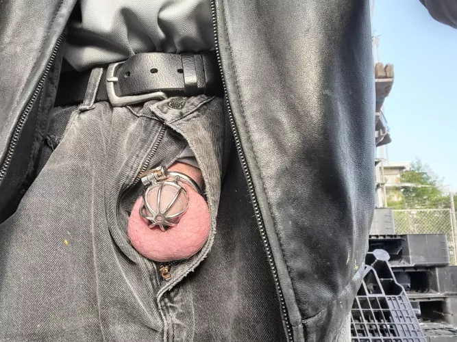 Locked clitty outdoors at work 😊