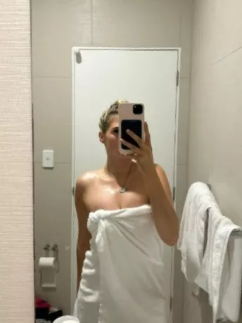 say hey if you’d fuck me!