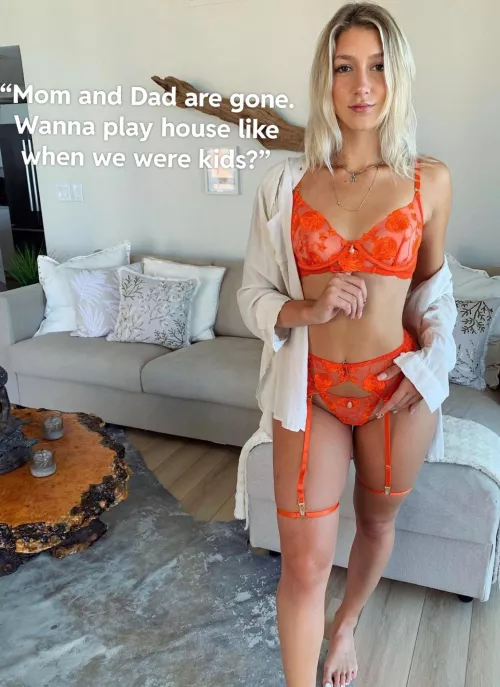 Sis wants to play house 🥵