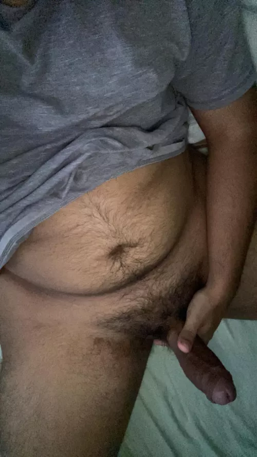 so horny, feel free to dm me