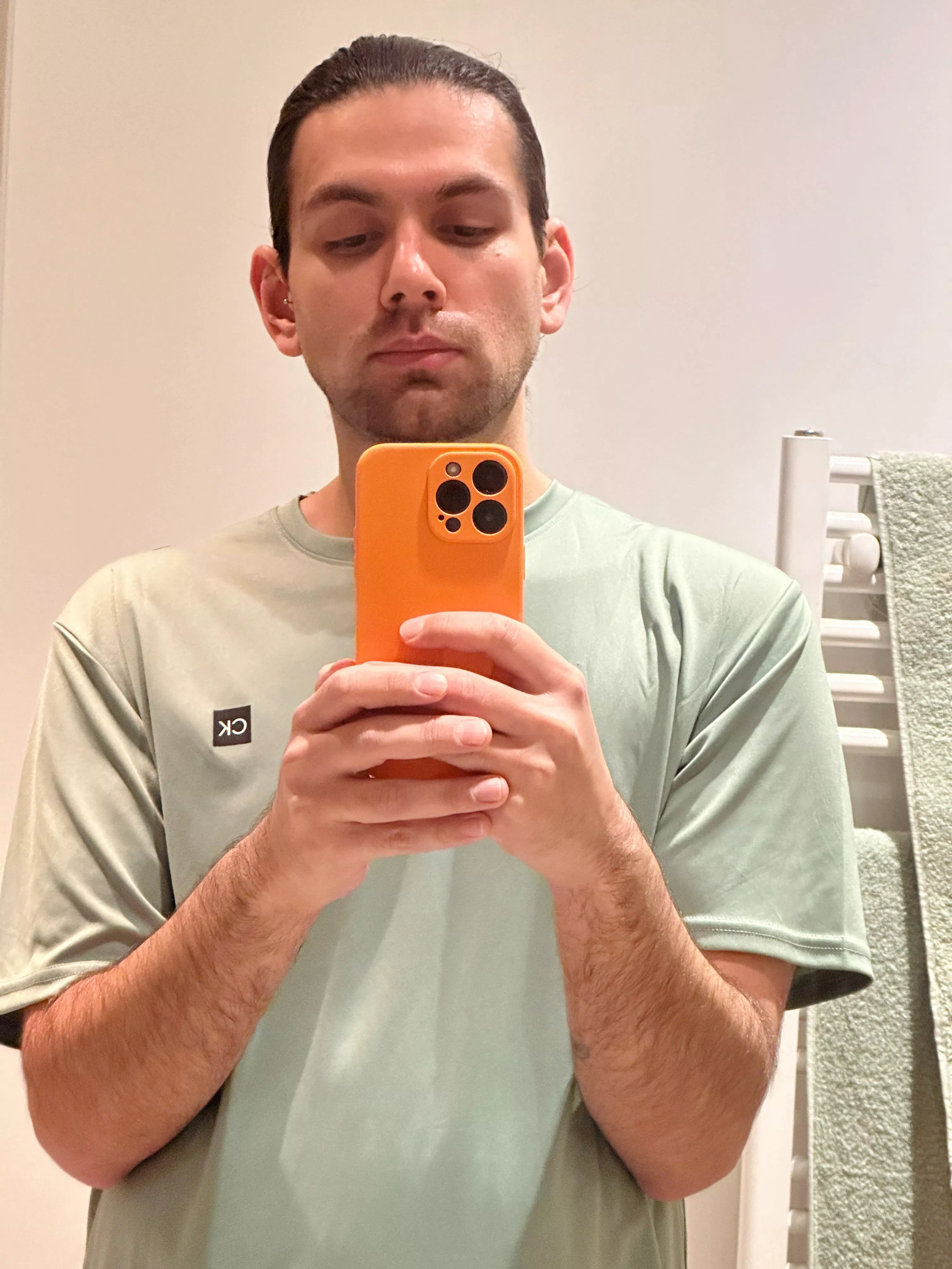 Started trying that “gym” thing everyone talks about… My favourite part has been buying new clothes.