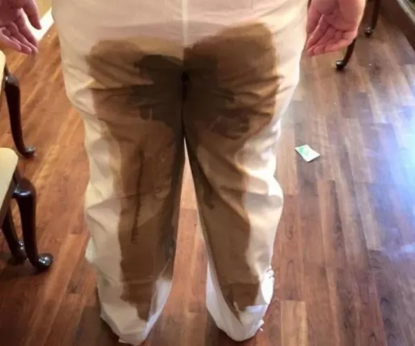 Who’s celebrity women’s pants are these?