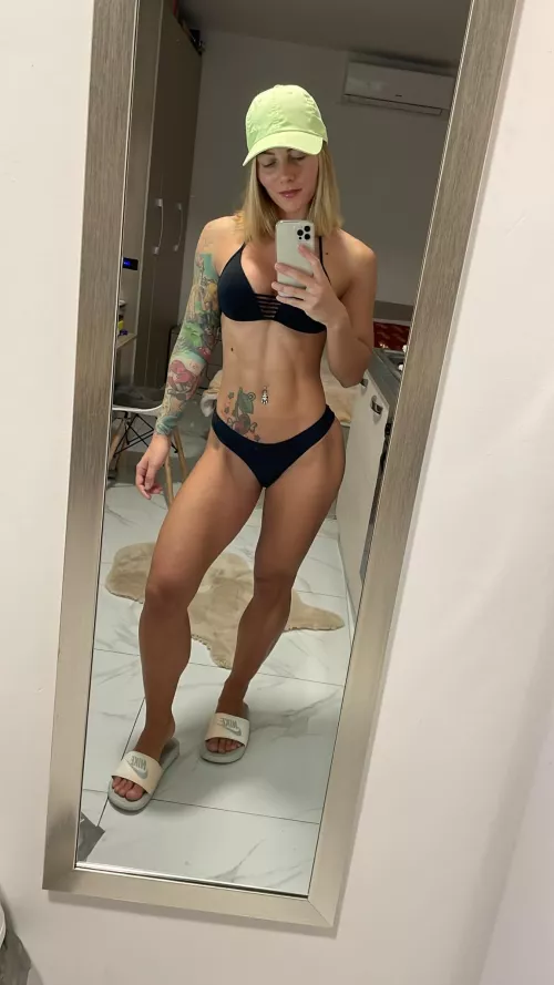 Yo´ favorite inked muscle mommy is back 😜