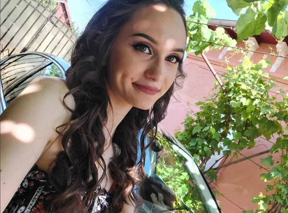 your favorite19yo doll