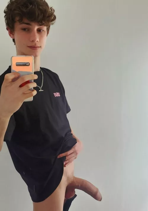 (18) young, hung, full of cum