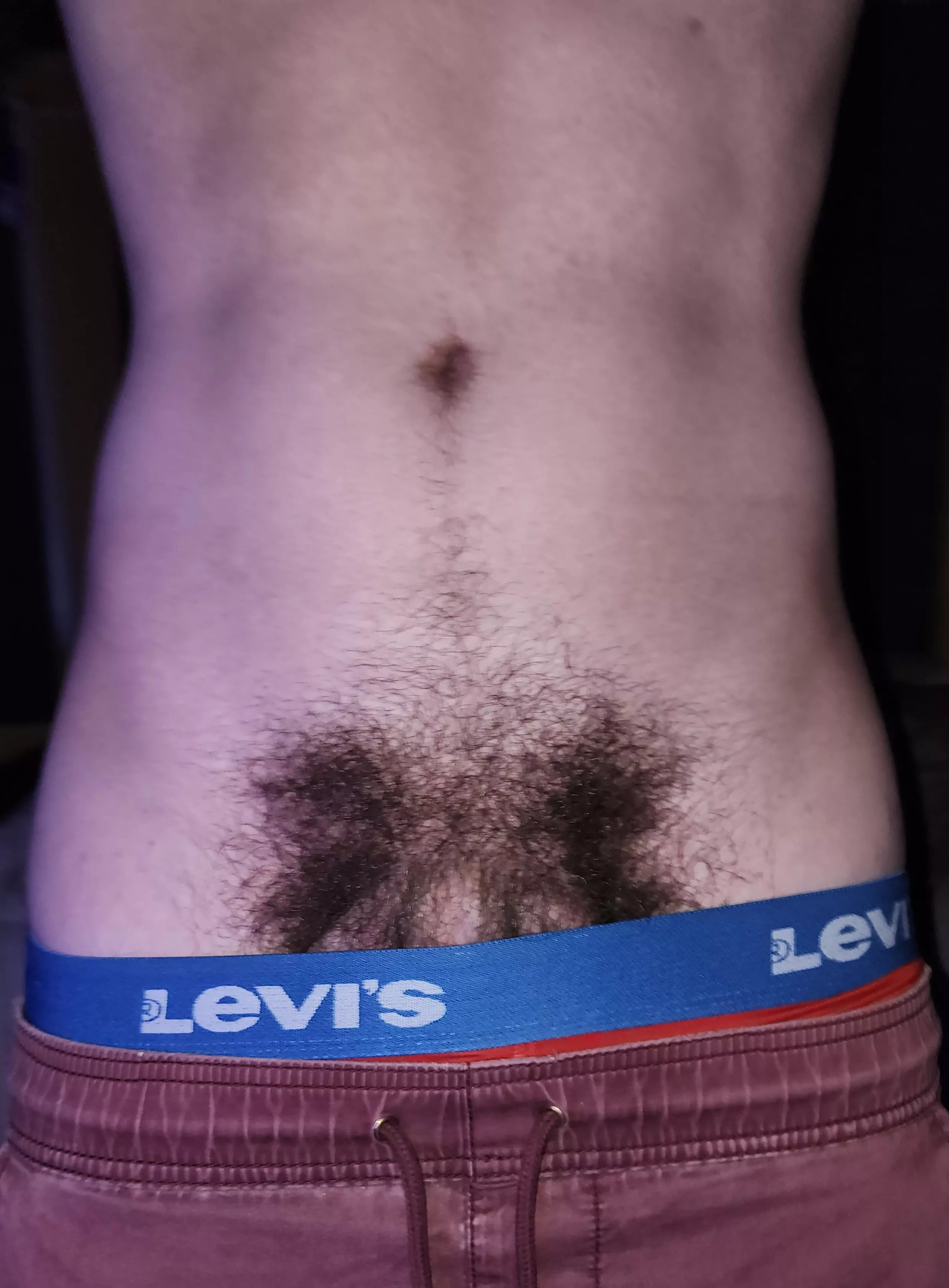19 years old, do you like hairy teens? 👀🤭