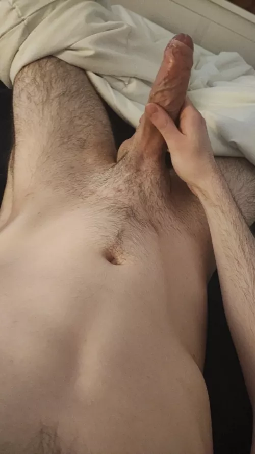 22M need a cute bottom to help me cum snap:random47713 please be 18 - 23 face + twink +