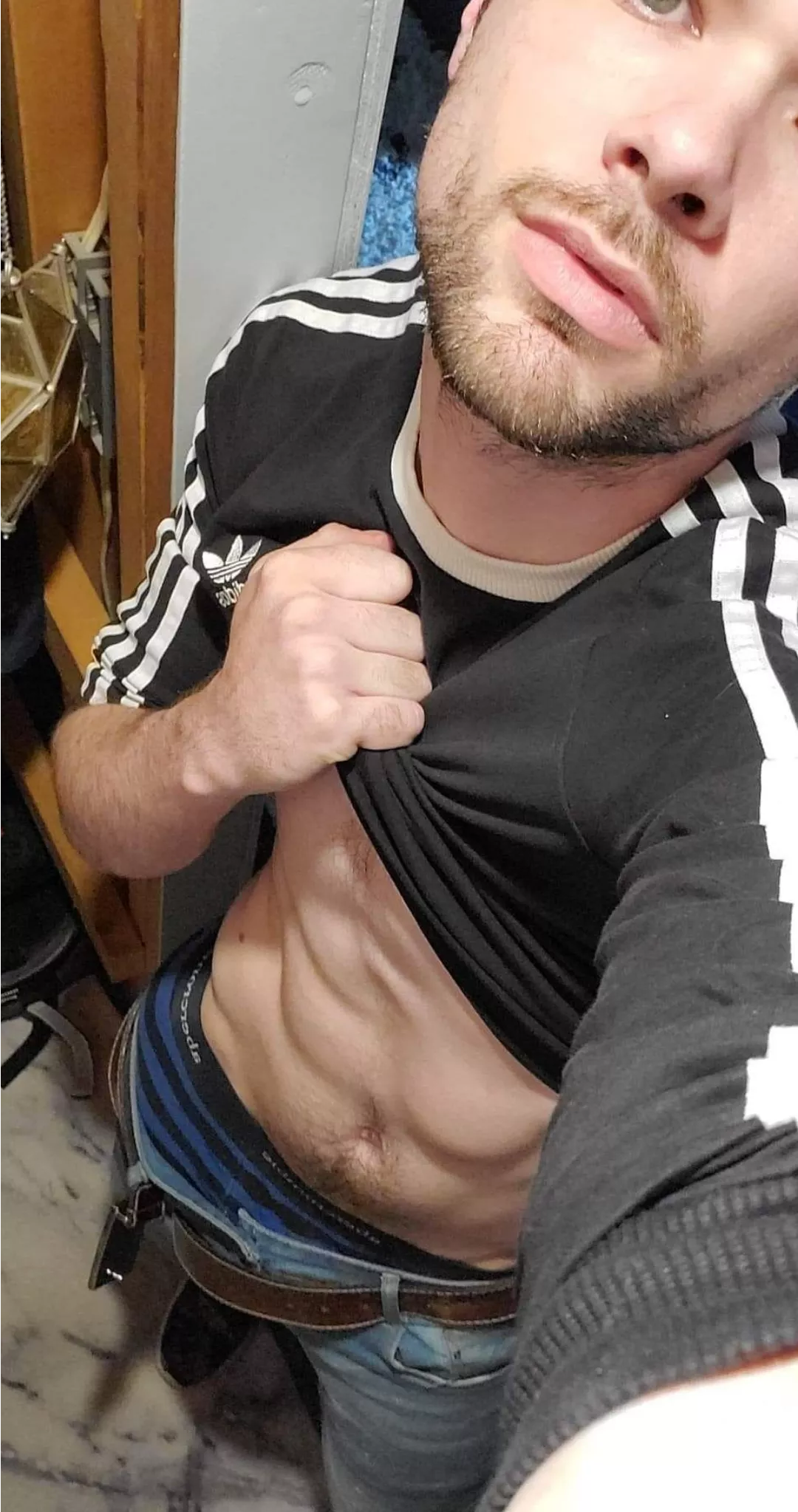 23 fit and horny, add me! reggiekone