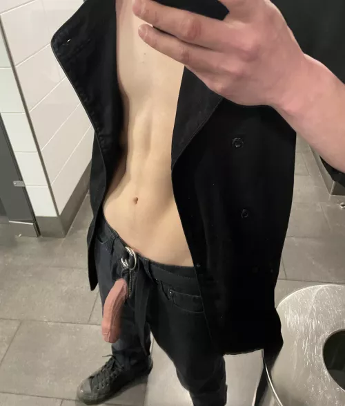 Cocks out in public.